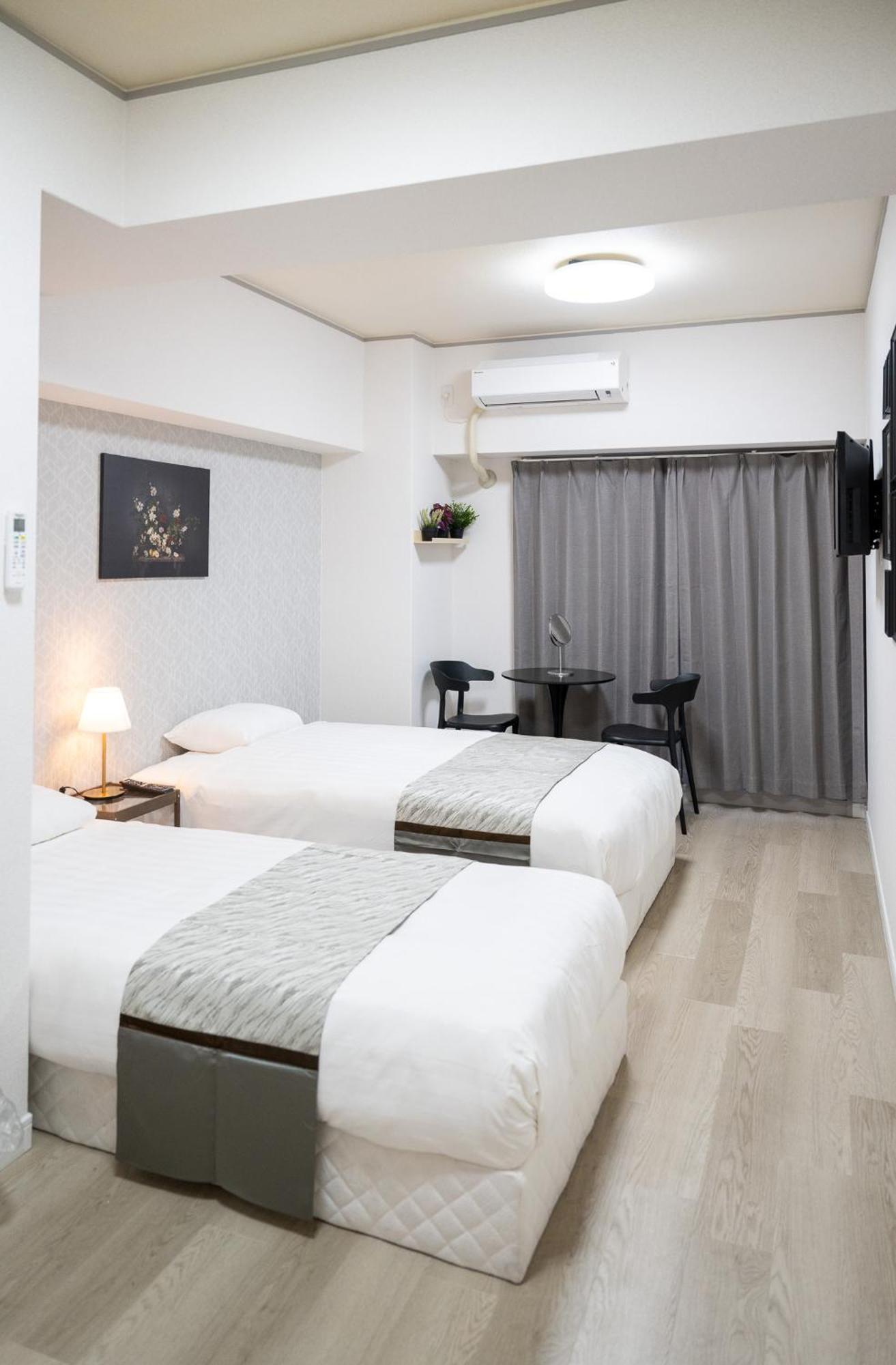 嵐 難波西 民宿 Bed And Breakfast Осака Екстериор снимка