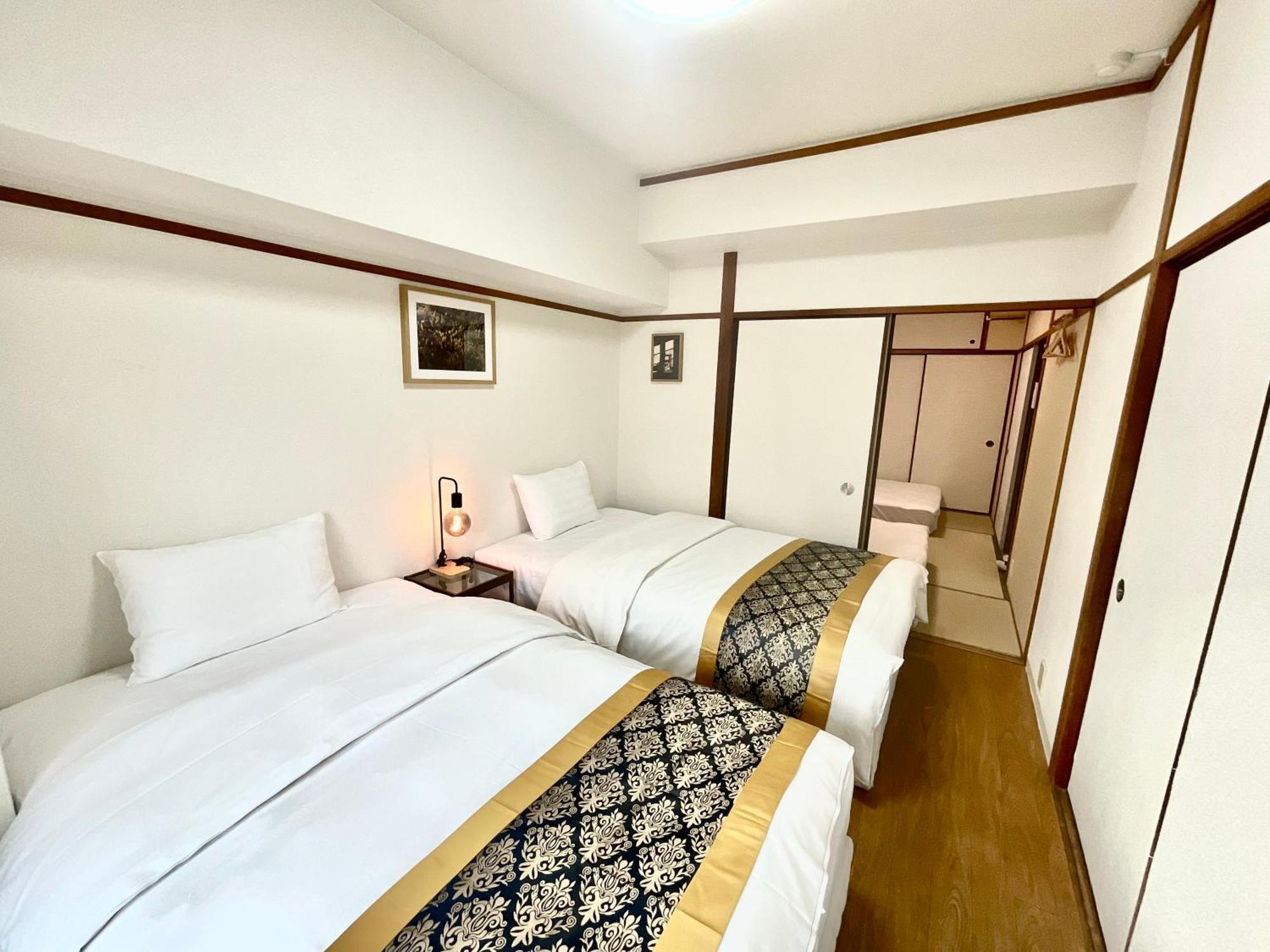 嵐 難波西 民宿 Bed And Breakfast Осака Екстериор снимка