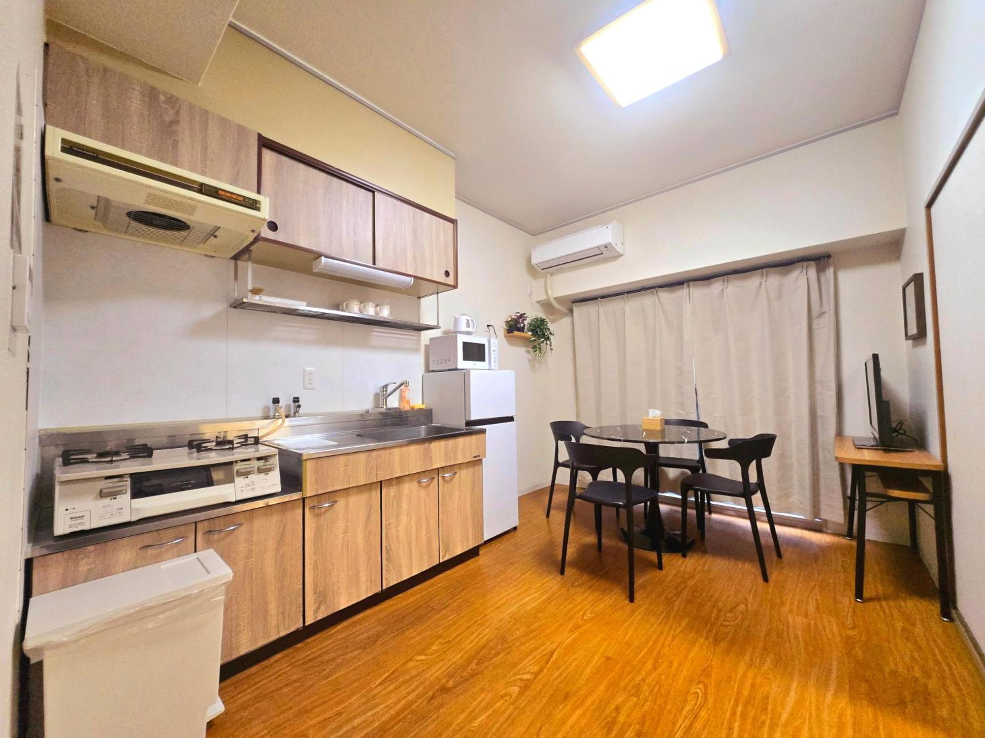 嵐 難波西 民宿 Bed And Breakfast Осака Екстериор снимка